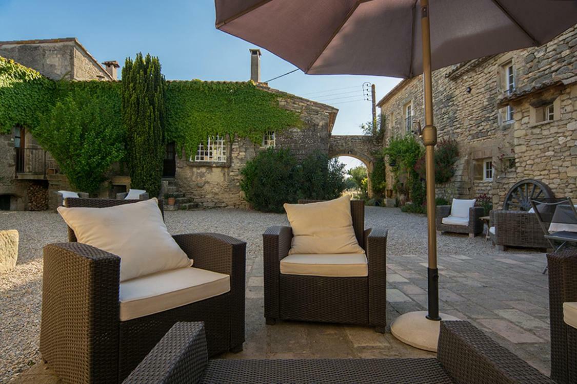 Villevieille Mas De La Rivoire B&B מראה חיצוני תמונה